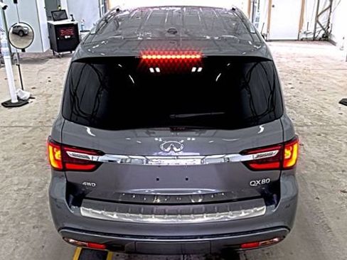 Used 2020 INFINITI QX80 Luxe w/ Proassist Package image 6
