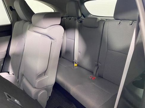 Used 2023 Toyota Highlander LE AWD/4WD image 14