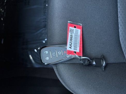 Used 2018 Chevrolet Malibu LT FWD image 17