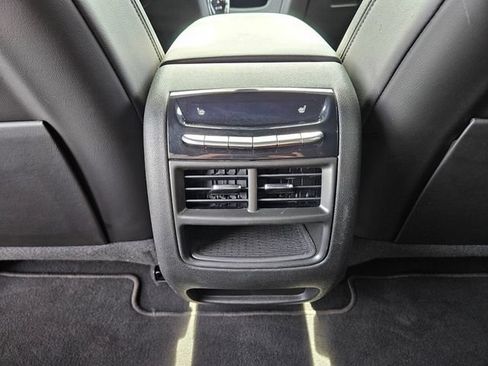 Used 2024 Cadillac XT5 Premium Luxury AWD/4WD image 11
