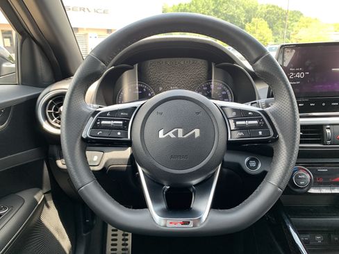 Used 2024 Kia Forte GT-Line w/ GT-Line Premium Package FWD image 18