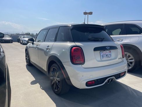 Used 2019 MINI Cooper S FWD image 4