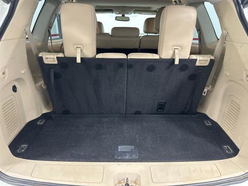 Used 2018 Nissan Pathfinder SL w/ SL Premium Package image 11