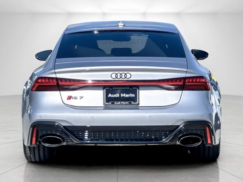 Certified 2024 Audi RS 7 Performance image 4