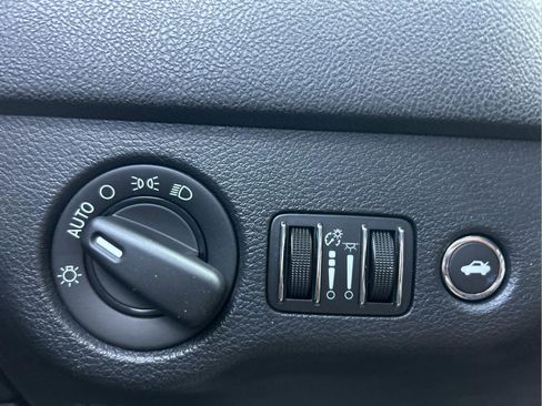 Used 2015 Dodge Charger SRT Hellcat w/ Harman/Kardon Audio Group image 15