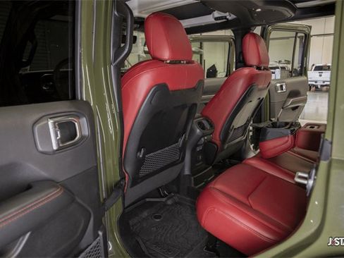 Used 2024 Jeep Wrangler Unlimited Rubicon 392 image 25