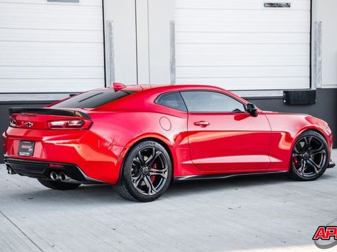 Used 2017 Chevrolet Camaro SS image 57