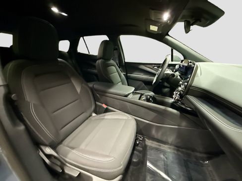 New 2026 Chevrolet Blazer EV LT image 30