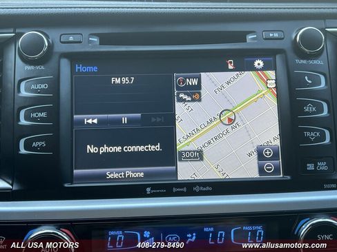 Used 2019 Toyota Highlander SE AWD/4WD image 39