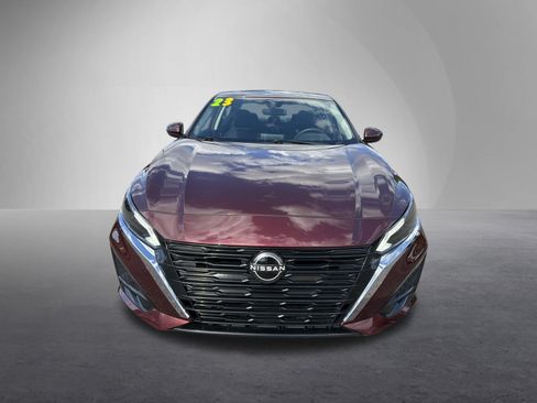 Used 2023 Nissan Altima 2.5 SV AWD/4WD image 9