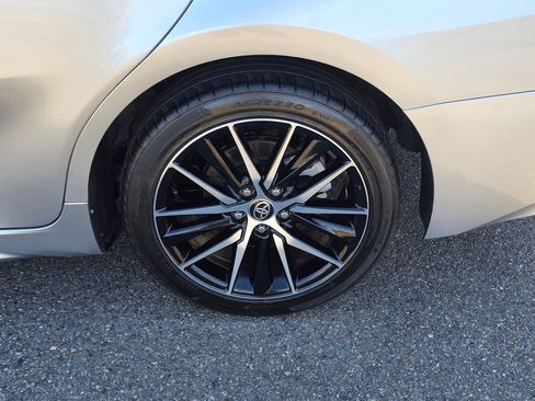 Used 2024 Toyota Camry SE FWD image 9
