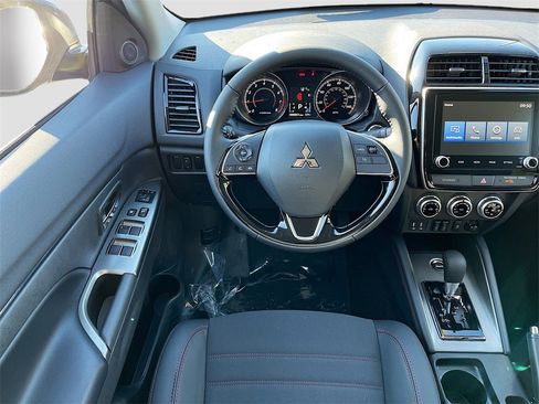 New 2025 Mitsubishi Outlander Sport SE image 21