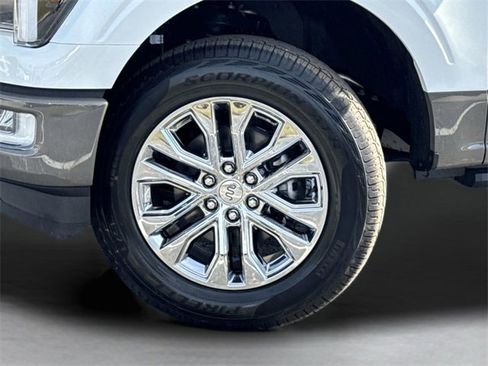 New 2025 Ford F150 King Ranch w/ FX4 Off-Road Package image 46