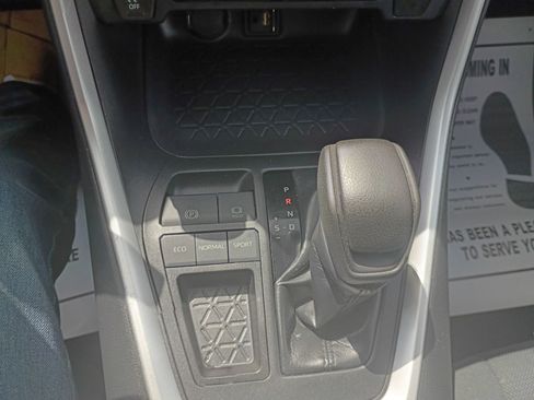 Used 2019 Toyota RAV4 XLE image 36