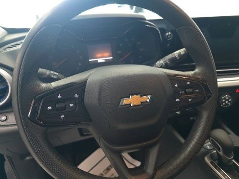 Certified 2024 Chevrolet Trax LS w/ Driver Confidence Package image 22