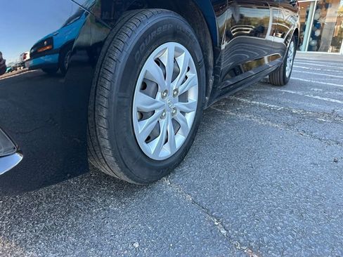 Used 2020 Hyundai Accent SE image 8