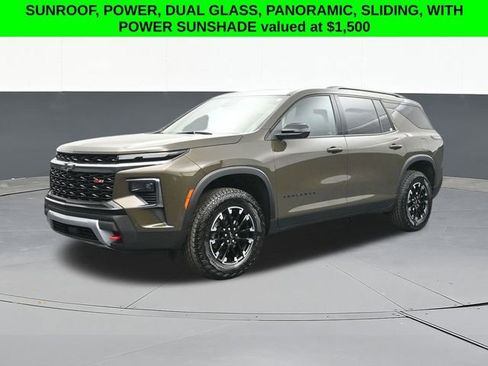 Used 2024 Chevrolet Traverse Z71 w/ Enhanced Driving Package image 4