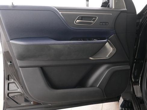 Used 2026 INFINITI QX80 4WD w/ Sport Exterior Package image 26