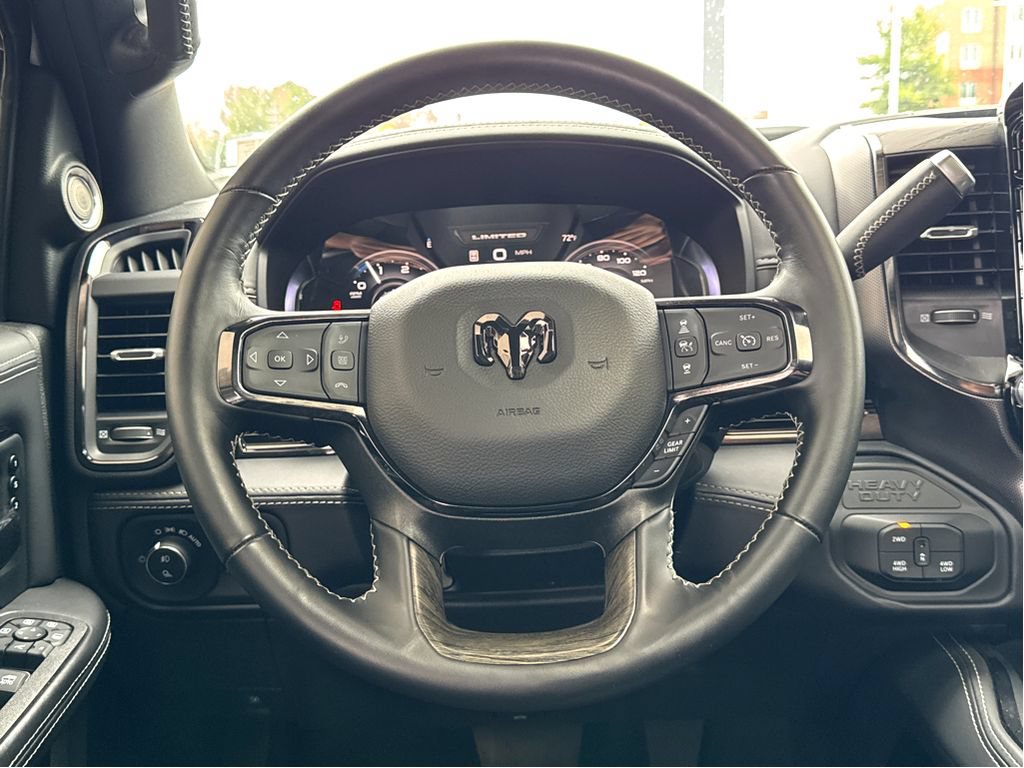 Used 2025 RAM 2500 Limited AWD/4WD image 14