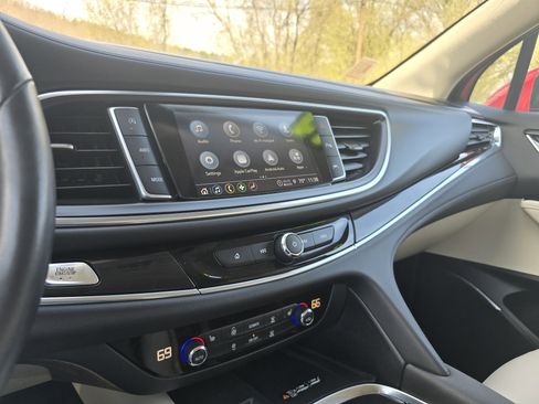 Used 2023 Buick Enclave Essence w/ Experience Buick Package image 25