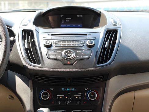 Used 2018 Ford Escape SE w/ Ford Safe & Smart Package AWD/4WD image 15