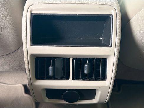 Used 2014 Cadillac SRX Luxury FWD image 22