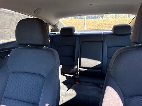 Used 2019 Chevrolet Malibu LT w/ Driver Confidence Package image 28