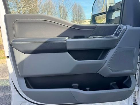 Used 2024 Ford F150 XLT w/ FX4 Off-Road Package image 30