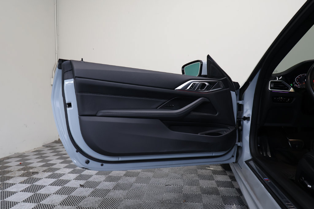 Used 2023 BMW 430i Coupe w/ M Sport Package RWD image 14