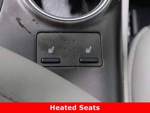 Used 2024 Toyota Camry XLE image 22