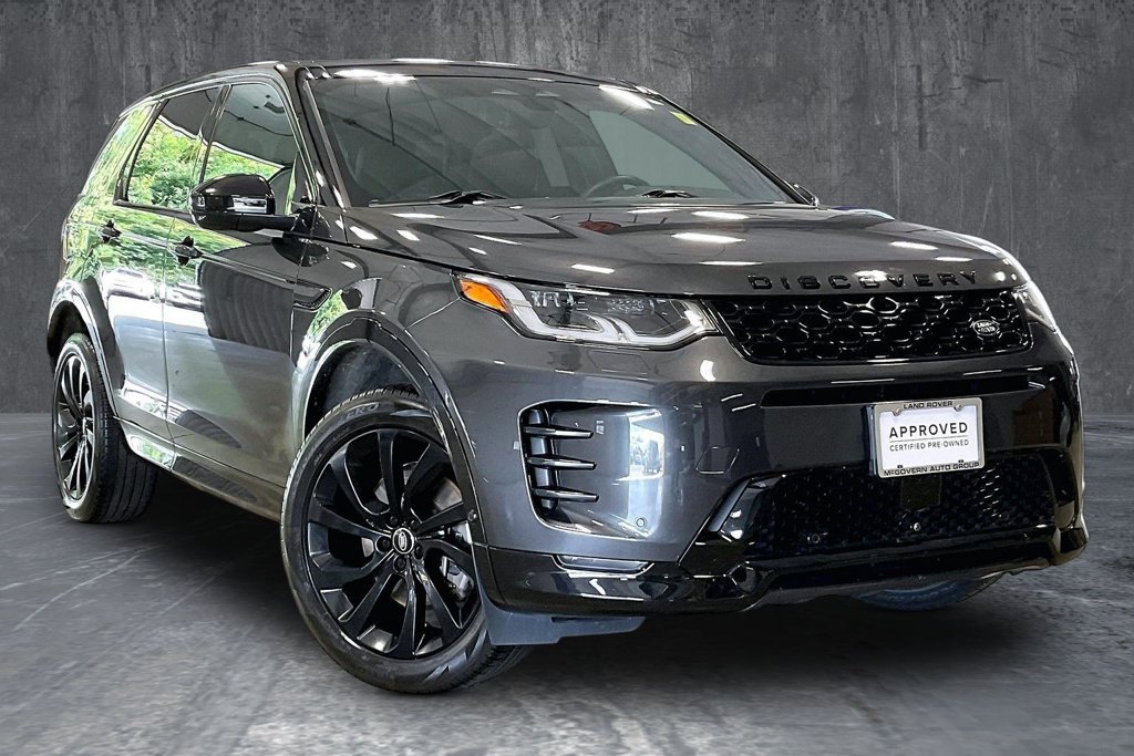 Used 2025 Land Rover Discovery Sport Dynamic SE AWD/4WD image 3