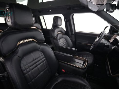 Used 2025 Rivian R1S Premium AWD/4WD image 23
