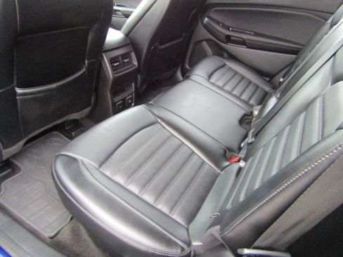 Used 2015 Ford Edge SEL w/ Equipment Group 201A AWD/4WD image 14