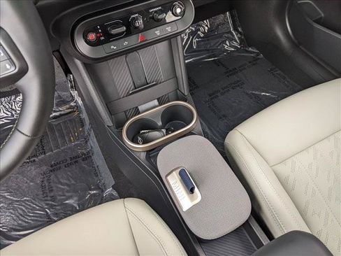 New 2026 MINI Cooper 2-Door Hardtop FWD image 11