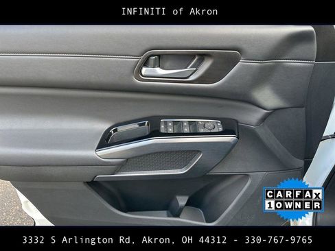 Used 2024 Nissan Pathfinder SL image 45