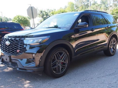 Certified 2025 Ford Explorer ST w/ Sun And Sound Package AWD/4WD image 3