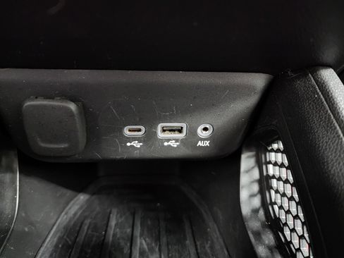 Used 2022 Chevrolet TrailBlazer RS w/ Convenience Package image 46