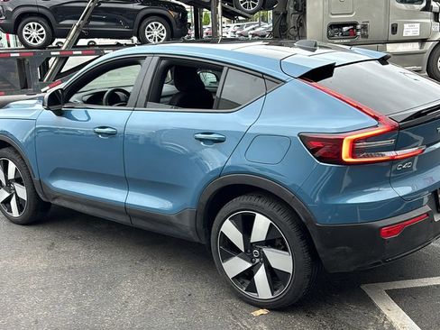 Certified 2023 Volvo C40 P8 Recharge Ultimate AWD/4WD image 4
