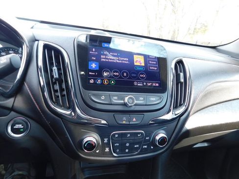 Used 2023 Chevrolet Equinox RS w/ RS Leather Package image 10