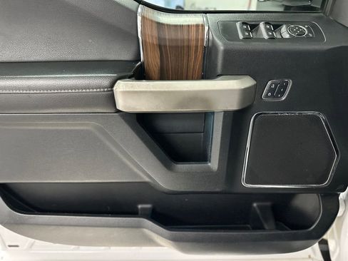 Used 2015 Ford F150 Lariat w/ Equipment Group 502A Luxury image 15