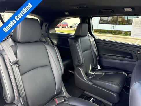 Certified 2023 Honda Odyssey Sport image 11