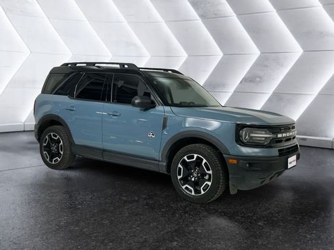 Used 2023 Ford Bronco Sport Outer Banks w/ Tech Package AWD/4WD image 1