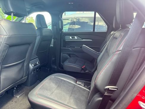 Used 2026 Ford Explorer ST AWD/4WD image 12