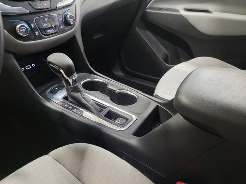 Used 2023 Chevrolet Equinox LS w/ LS Convenience Package AWD/4WD image 26