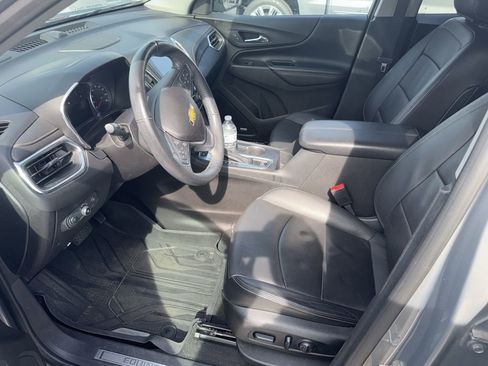 Used 2018 Chevrolet Equinox Premier image 10
