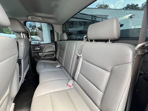Used 2019 GMC Sierra 2500 4x4 Double Cab w/ Sierra Convenience Package image 5