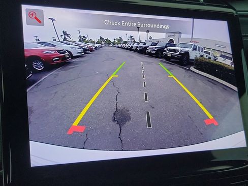 Used 2024 Jeep Grand Cherokee Limited image 11