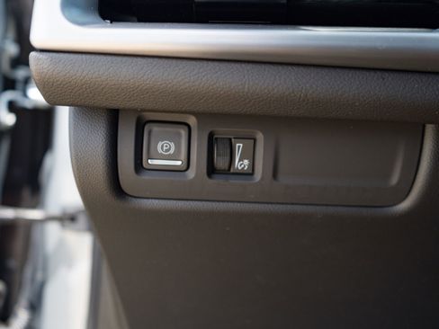 Used 2024 Cadillac XT4 Sport FWD image 20