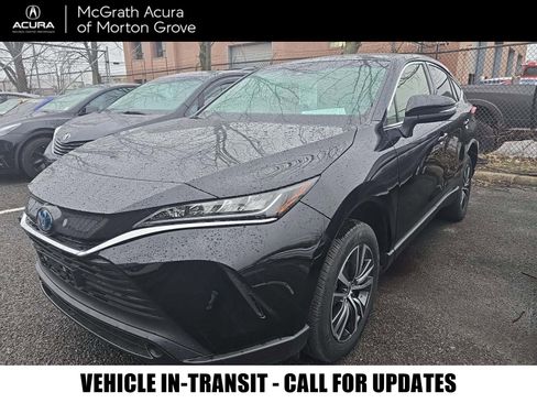 Used 2021 Toyota Venza LE image 1