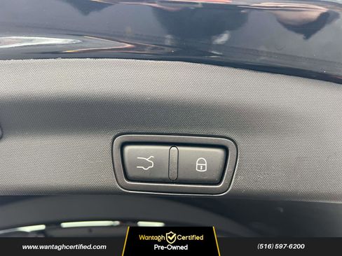 Used 2023 Alfa Romeo Stelvio Veloce image 9